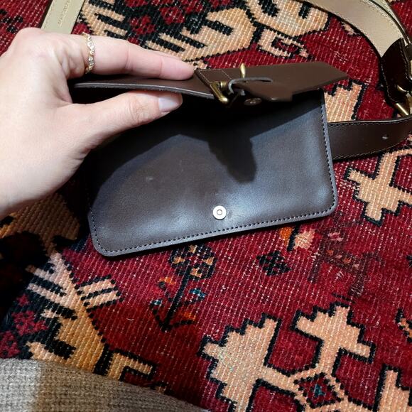 Brooks Brothers Chocolate Brown Leather Belt with Pouch Sz XS/S - Picture 4 of 6